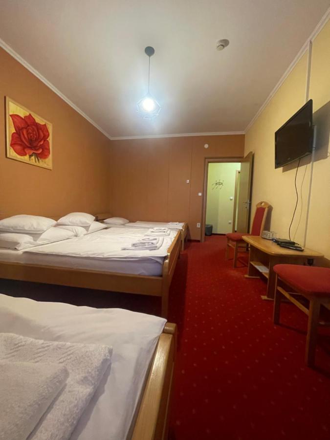 Euro Panzio Hotel Debrecen Kültér fotó